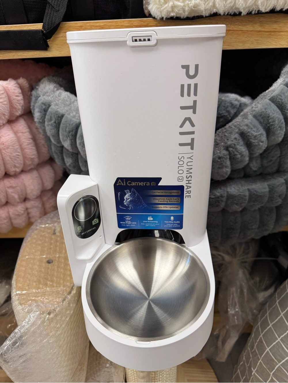Yumshare Solo Automatic White Pet Feeder with AI Camera